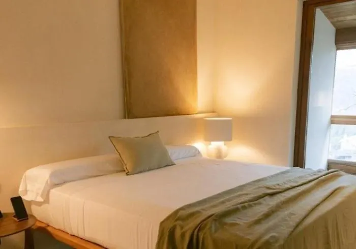 Lea Experimental Ποντεβέντρα