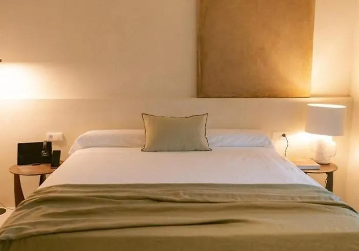 Lea Experimental Hotel