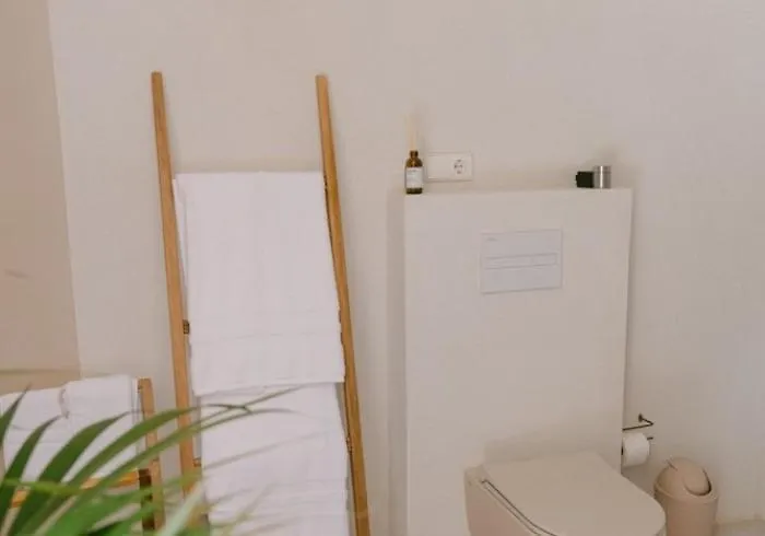 Lea Experimental Ξενοδοχείο *